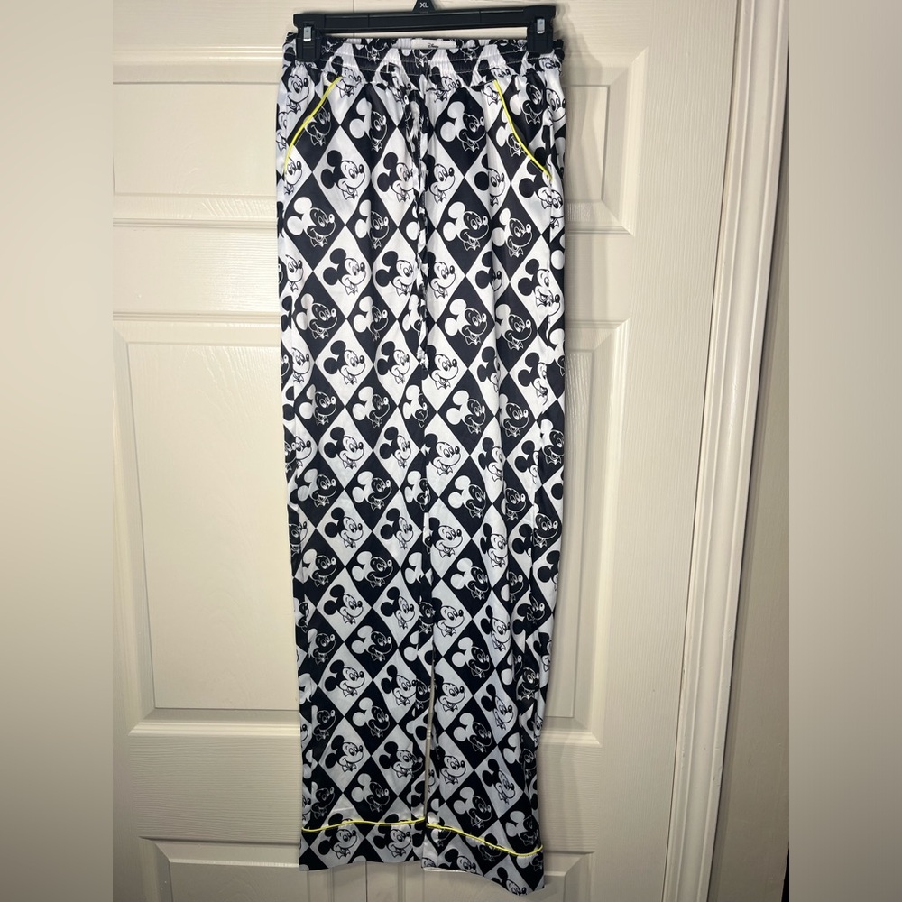 Disney Parks‎ Pajama Pants Black White All Over Print Mickey Mouse Size XS